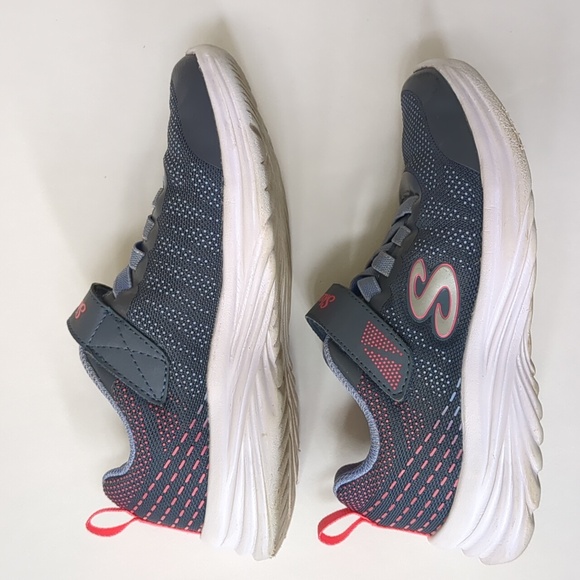 Little Girls Skechers Pull On Velcro Sneakers - Picture 5 of 7